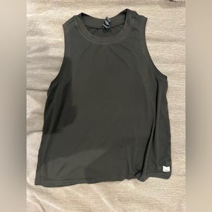 Vuori energy too XS great condition